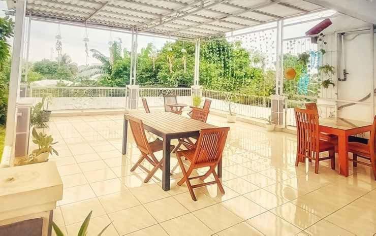 Hotel Aquina House Bogor Exterior foto