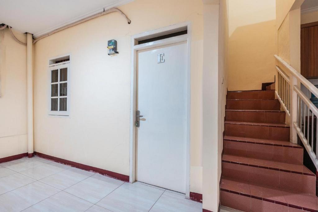 Hotel Aquina House Bogor Exterior foto